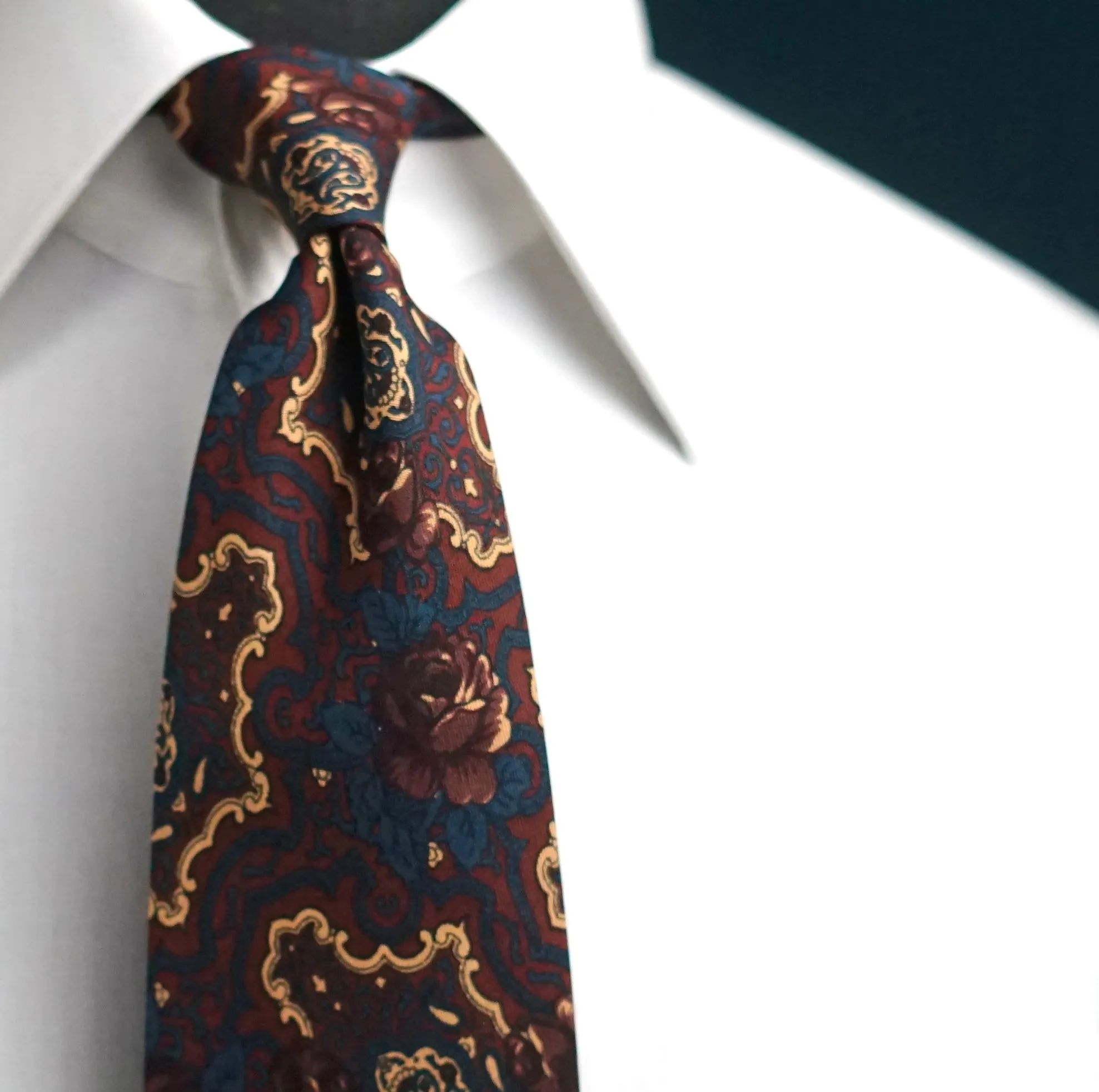 Maroon Vintage Tie